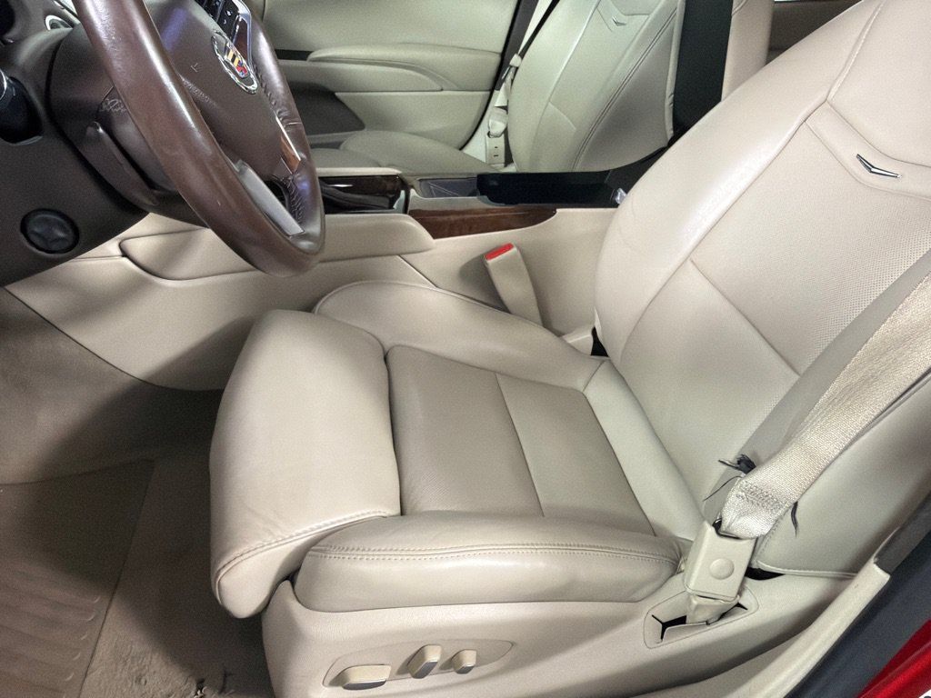 Used 2014 Cadillac XTS Luxury FWD image 12