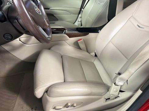 Used 2014 Cadillac XTS Luxury FWD image 12