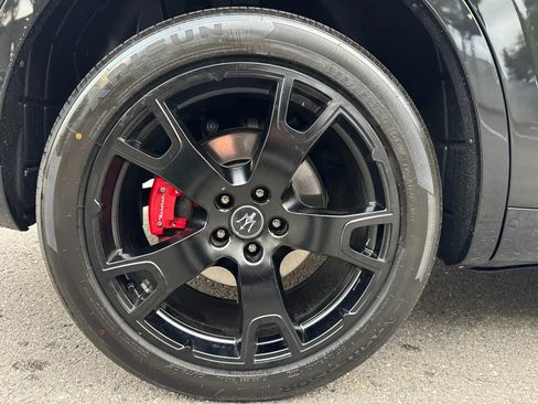 Used 2022 Maserati Levante GT image 21