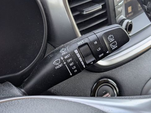 Used 2019 Kia Sorento EX image 26