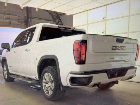 Used 2023 GMC Sierra 1500 Denali w/ Technology Package image 4
