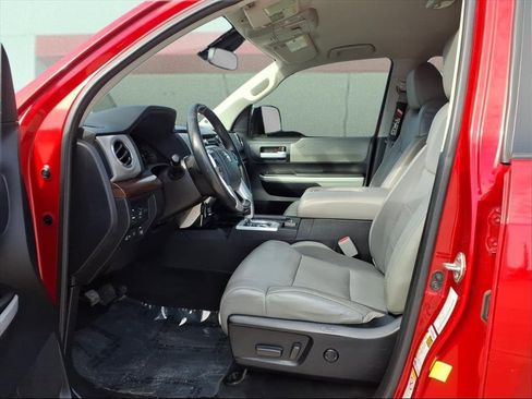 Used 2018 Toyota Tundra Limited image 15