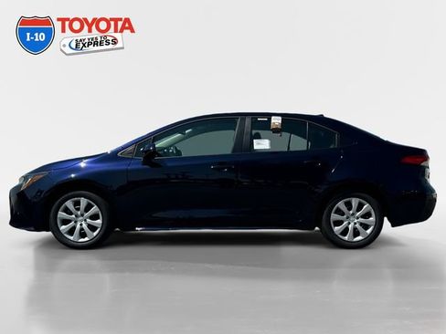 Certified 2024 Toyota Corolla LE FWD image 2