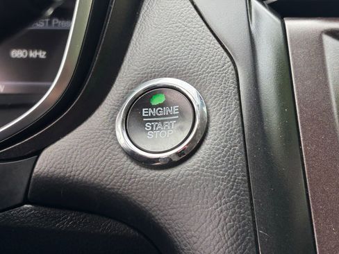 Used 2020 Ford Fusion Titanium AWD/4WD image 6