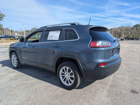 Used 2019 Jeep Cherokee Latitude w/ Popular Appearance Group image 5