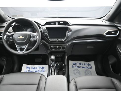 Certified 2023 Chevrolet TrailBlazer ACTIV w/ Sun and Liftgate Package FWD image 22