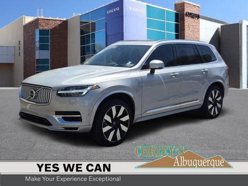 Certified 2025 Volvo XC90 T8 Ultra AWD/4WD image 1
