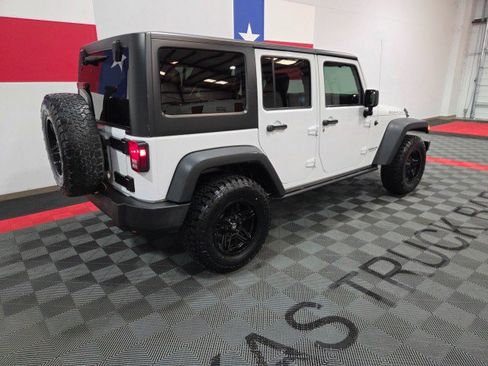 Used 2015 Jeep Wrangler Unlimited Sport w/ Quick Order Package 24S image 25