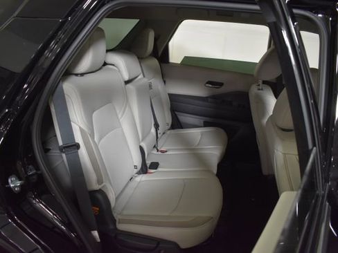 New 2026 Nissan Pathfinder SL AWD/4WD image 36