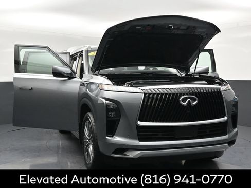 Certified 2026 INFINITI QX80 Luxe w/ Cargo Package AWD/4WD image 40