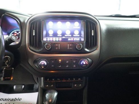 Used 2022 GMC Canyon AT4 w/ Driver Alert Package image 12