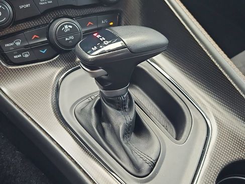Certified 2020 Dodge Challenger R/T RWD image 27