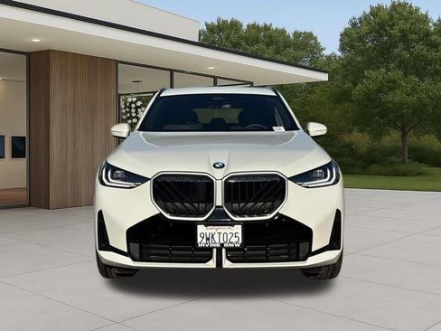 Used 2026 BMW X3 xDrive30i w/ M Sport Package AWD/4WD image 4