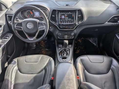 Used 2019 Jeep Cherokee Limited AWD/4WD image 15