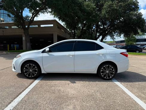 Used 2016 Toyota Corolla S FWD image 3