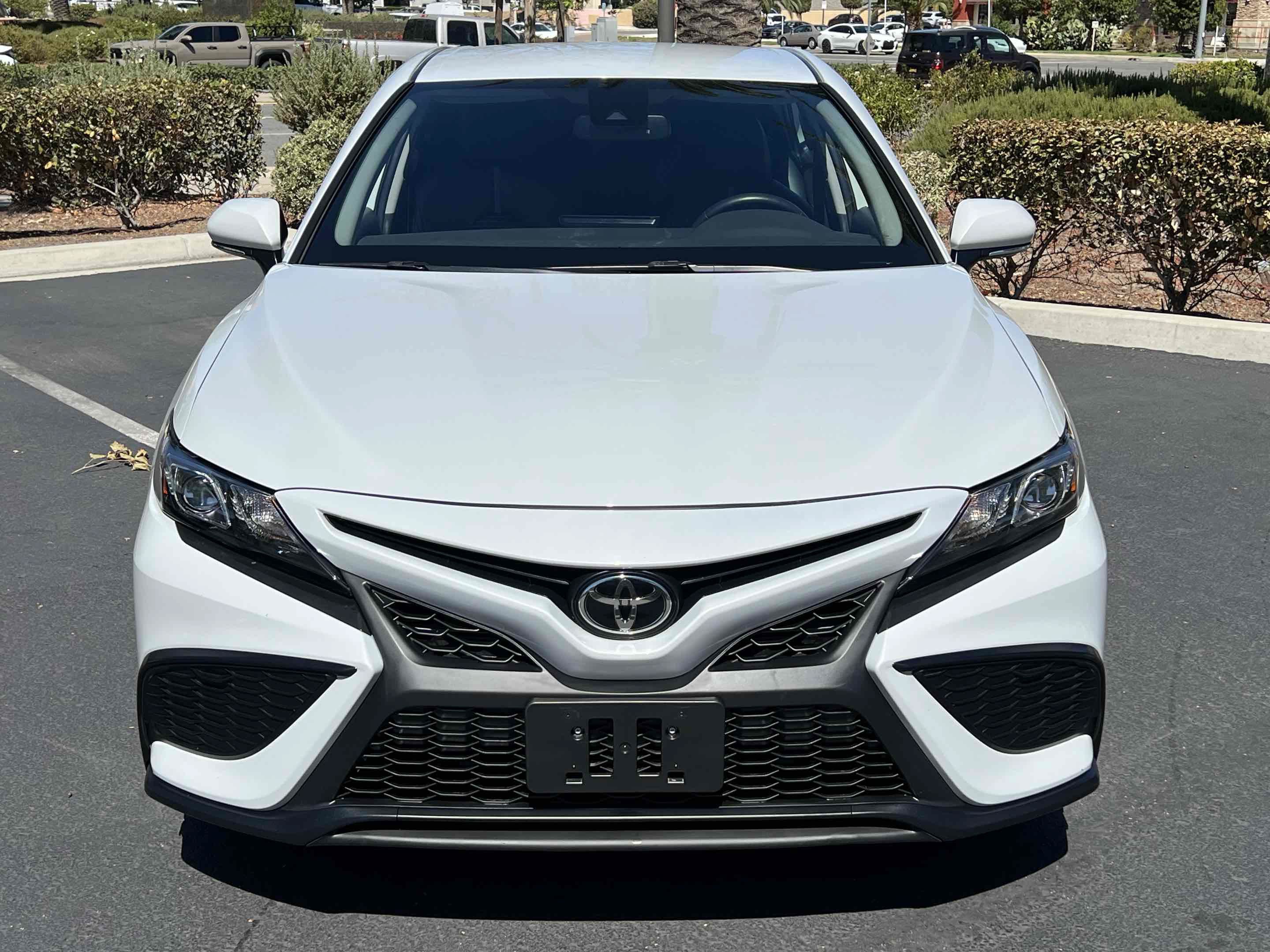 Used 2023 Toyota Camry SE w/ Convenience Package FWD image 10