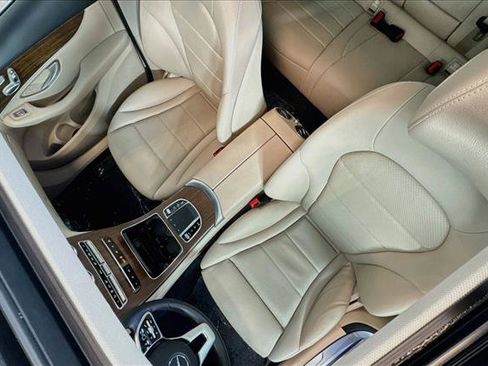 Used 2022 Mercedes-Benz GLC 300 image 20