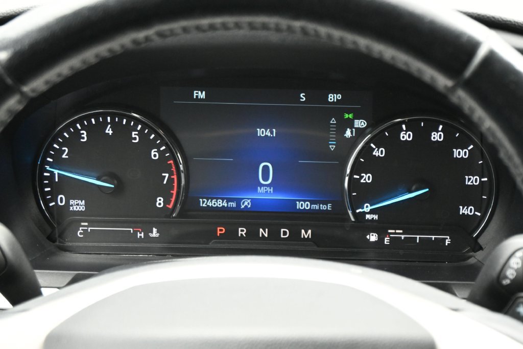Used 2021 Ford Explorer XLT w/ Equipment Group 202A AWD/4WD image 16