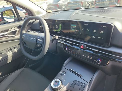 New 2026 Kia Sportage AWD Hybrid image 8