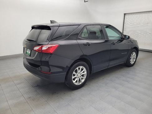 Used 2021 Chevrolet Equinox LS image 10
