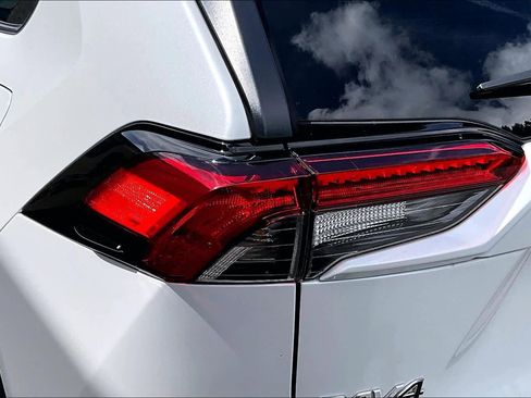 Used 2024 Toyota RAV4 XLE Premium FWD image 29