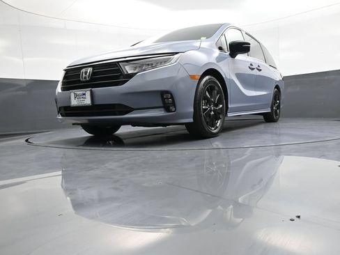 Used 2024 Honda Odyssey Sport image 29