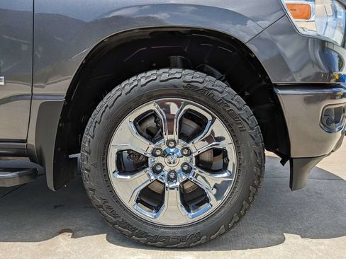 Used 2019 RAM 1500 Big Horn AWD/4WD image 11