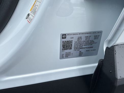 New 2026 Chevrolet Equinox EV LT image 38