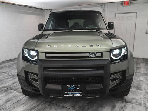 Used 2023 Land Rover Defender 110 X-Dynamic SE image 2