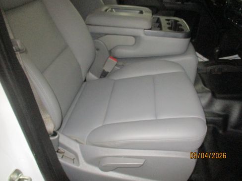 Used 2016 Chevrolet Silverado 2500 W/T w/ WT Fleet Convenience Package AWD/4WD image 18