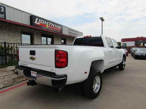 Used 2015 Chevrolet Silverado 3500 LTZ w/ Duramax Plus Package RWD image 4