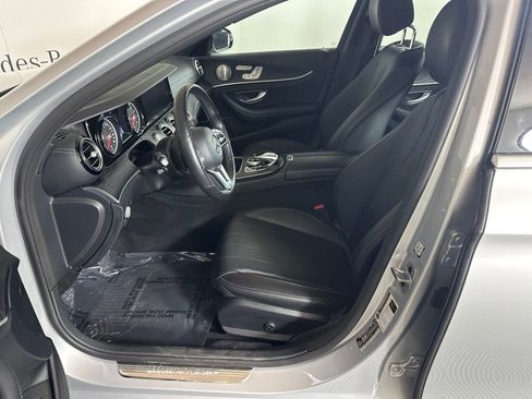 Used 2019 Mercedes-Benz E 300 4MATIC image 9