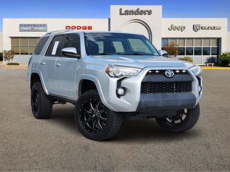 Used 2016 Toyota 4Runner SR5 AWD/4WD video 1