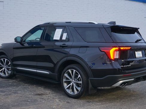 Used 2025 Ford Explorer Platinum w/ Ultimate Package image 8
