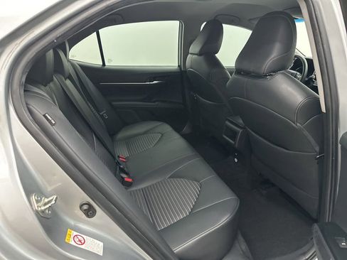 Used 2018 Toyota Camry SE FWD image 24