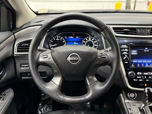 Used 2023 Nissan Murano SV image 23