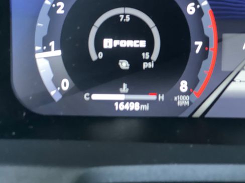 Used 2024 Toyota Tacoma Limited w/ Limited Package (LT) image 21