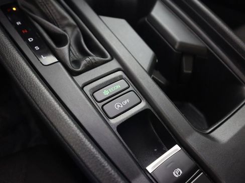 Used 2023 Honda Accord LX image 44