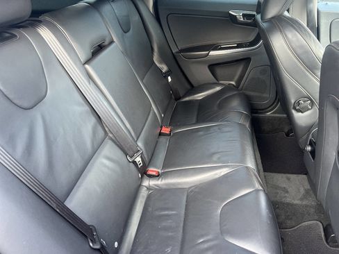 Used 2014 Volvo XC60 T6 AWD/4WD image 14