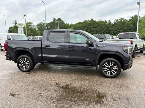 Used 2024 GMC Sierra 1500 AT4 w/ Technology Package AWD/4WD image 2