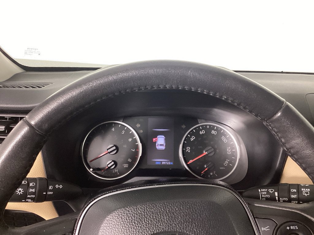 Used 2020 Toyota RAV4 XLE Premium AWD/4WD image 13