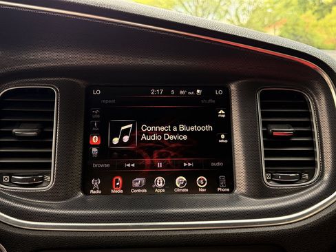 Used 2016 Dodge Charger R/T Scat Pack w/ Beats Audio Group RWD image 15
