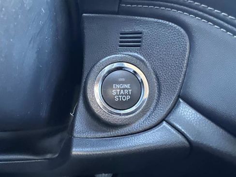 Used 2022 Subaru Outback Premium image 18