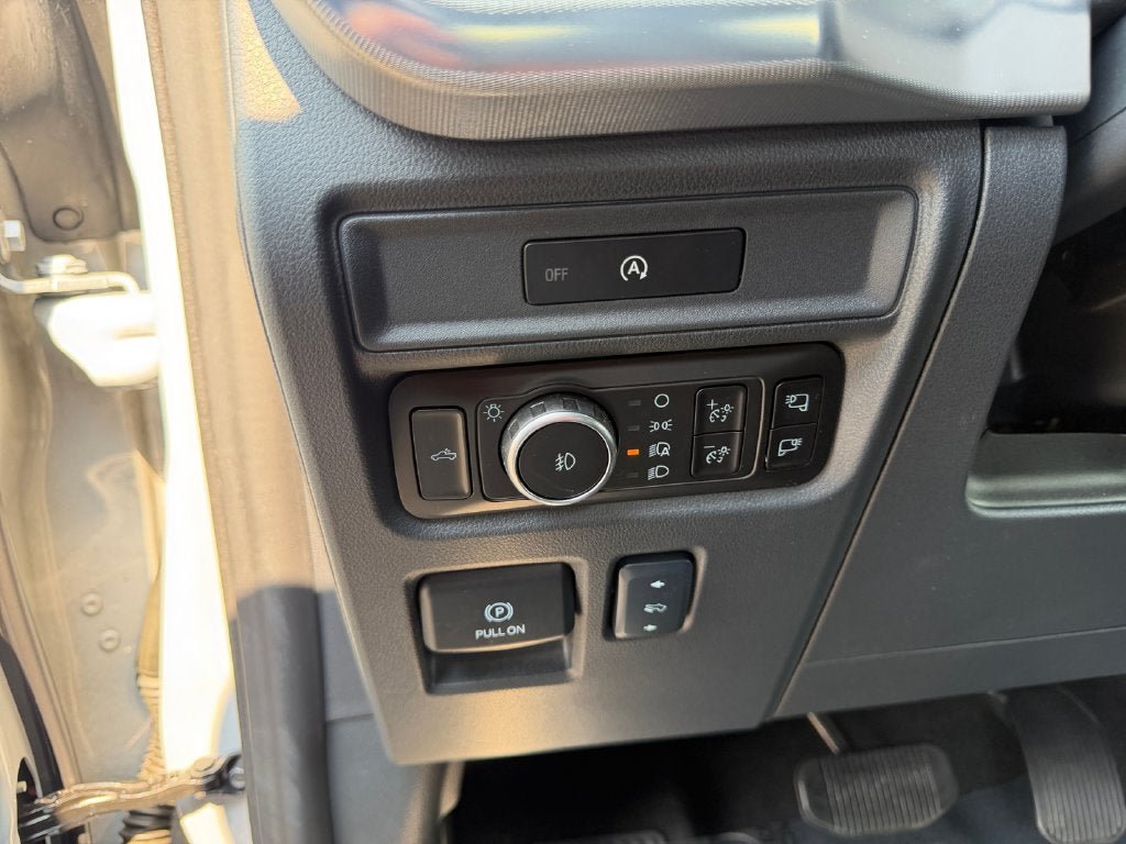 Used 2025 Ford F150 Lariat w/ Equipment Group 502A High AWD/4WD image 21
