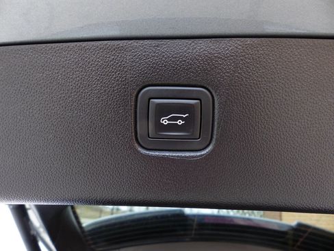 Used 2025 Chevrolet Blazer LT w/ Redline Edition image 30