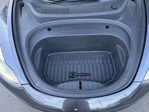 Used 2022 Tesla Model 3 Performance image 6