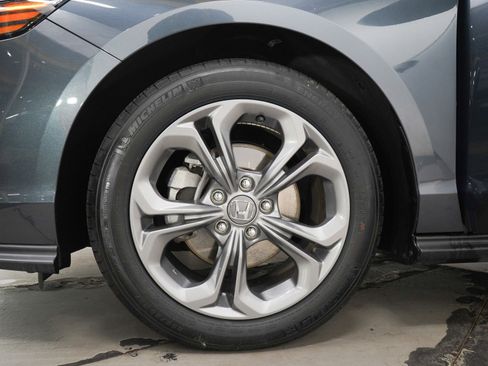 Used 2024 Honda Accord EX image 28