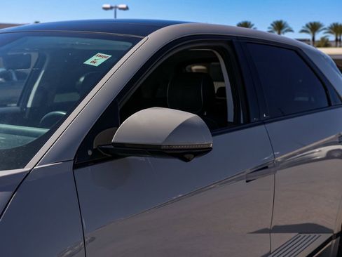 Used 2024 Hyundai Ioniq 5 Limited image 12