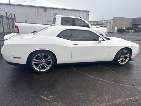 Used 2020 Dodge Challenger R/T RWD image 6