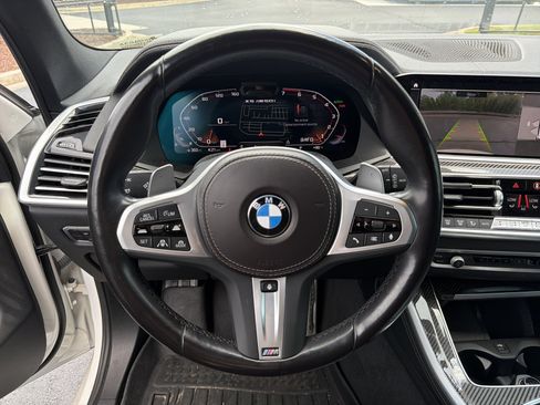 Used 2022 BMW X5 M50i AWD/4WD image 10